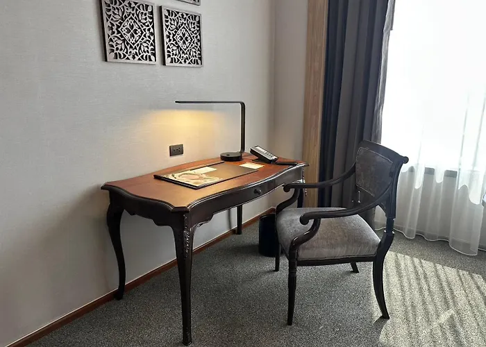 Jubilee Prestige Ratchadapisek Hotel 5*
