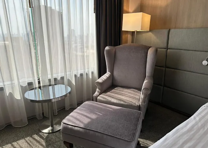 Jubilee Prestige Ratchadapisek Hotel 5*